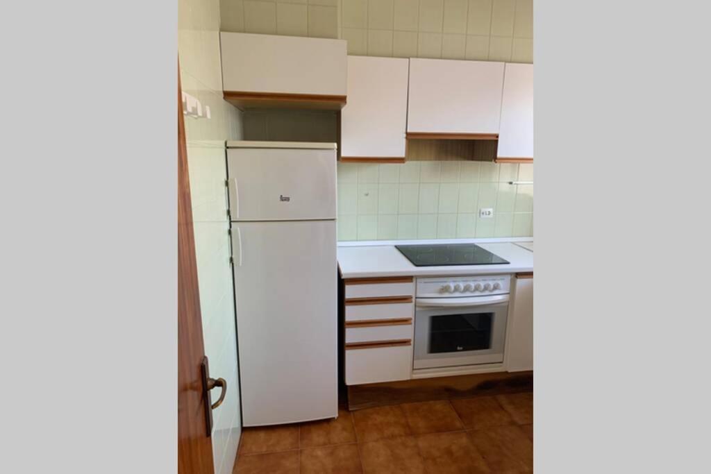 Apartamento En Playa Santo Tomas 1-5 Es Migjorn Gran ภายนอก รูปภาพ